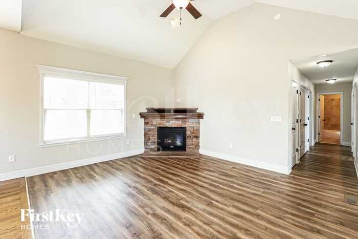 15309 Sycamore St - Photo 3 of 16