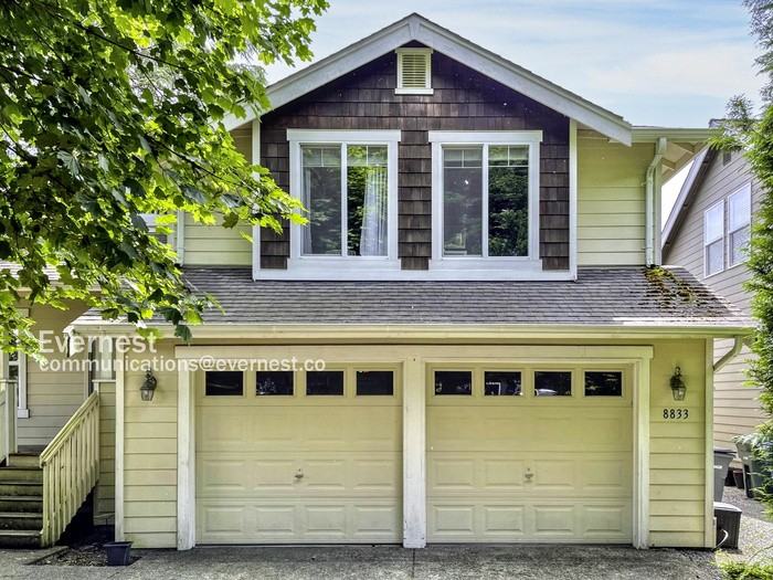 8833 Ne 178th St - Photo 2 of 37