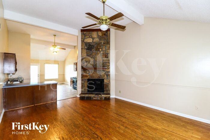 5582 Oak Branch Cir N - Photo 3 of 15