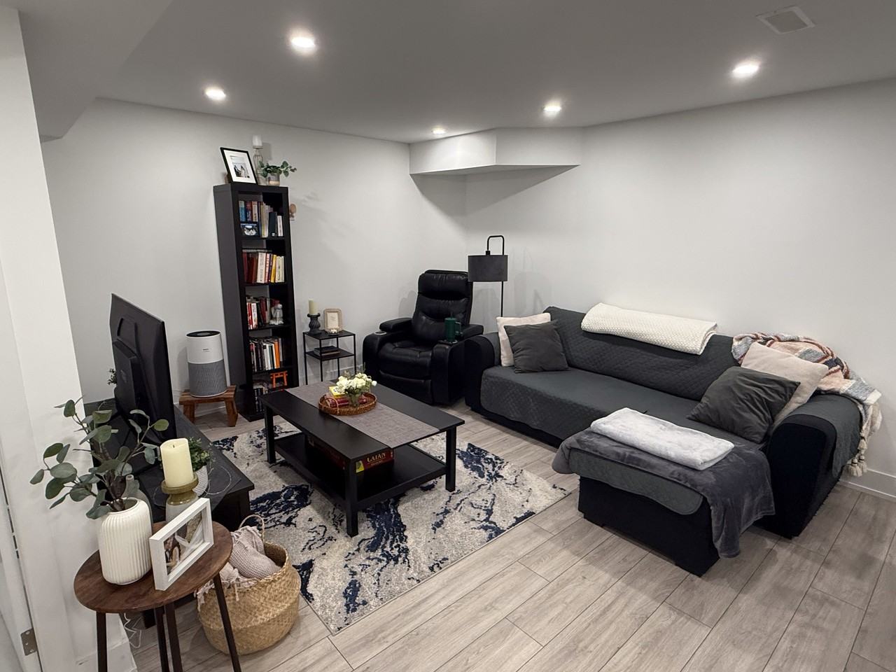 184 Park Lawn Road - Photo 3 of 14