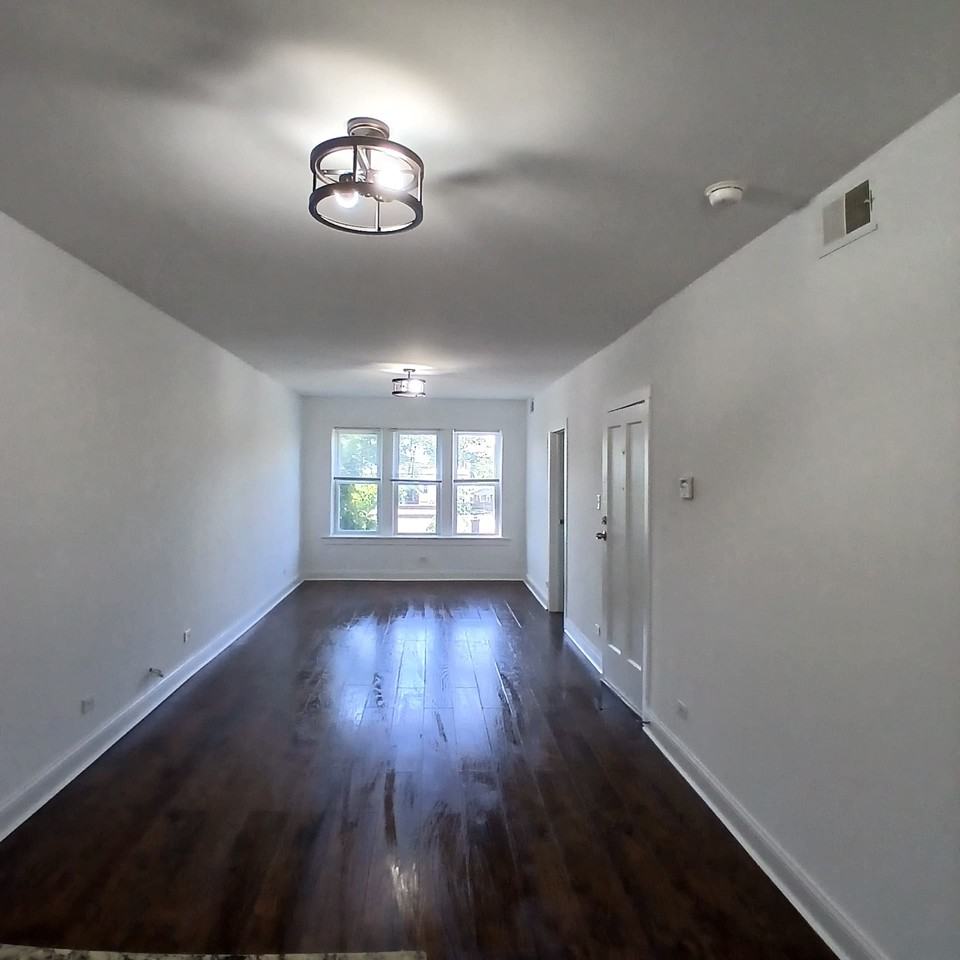 4876 W Armitage - Photo 2 of 14