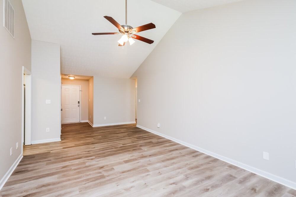 4289 Duncan Ives Dr - Photo 5 of 17