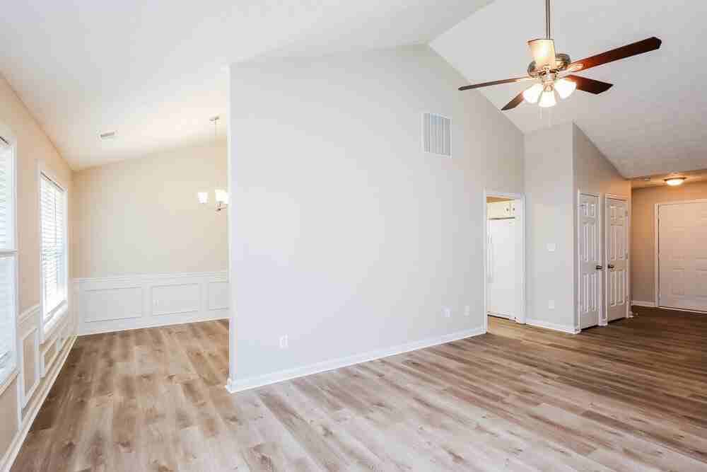 4289 Duncan Ives Dr - Photo 7 of 17