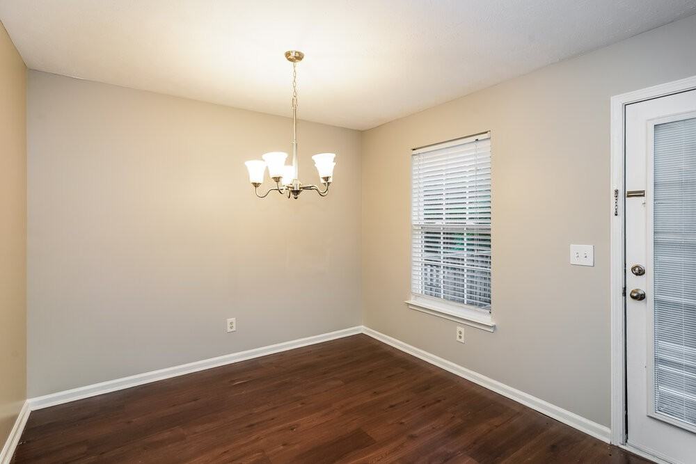 712 Holland Ridge Dr - Photo 6 of 17