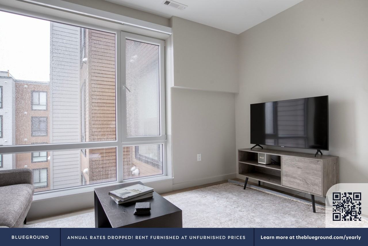 1550 Soldiers Field Rd #998 - Photo 4 of 20