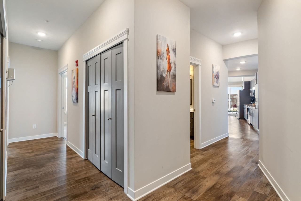 530 Massachusetts Avenue - Photo 4 of 29