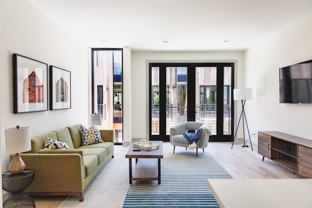 305 Ne B St - Photo 1 of 1