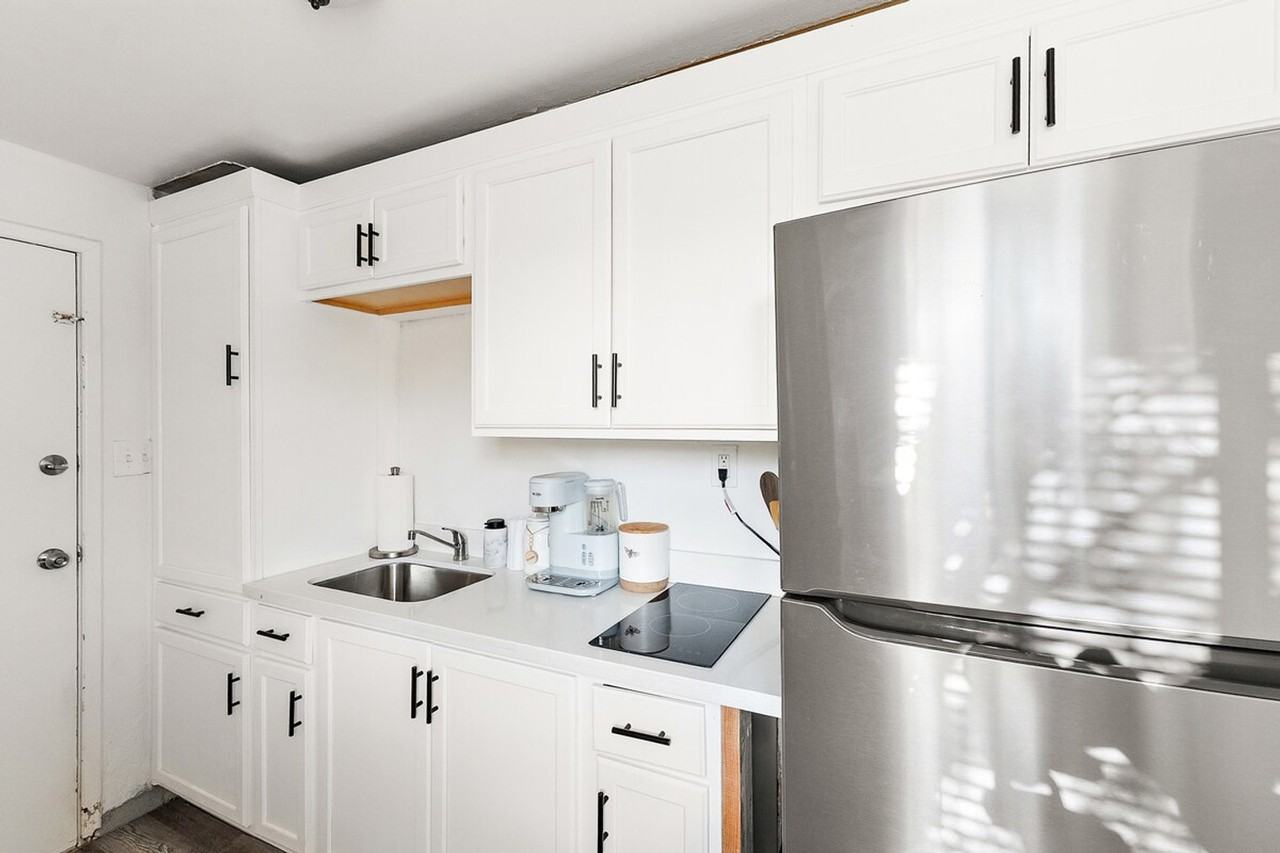 704 W Main St #1244338P - Photo 7 of 18