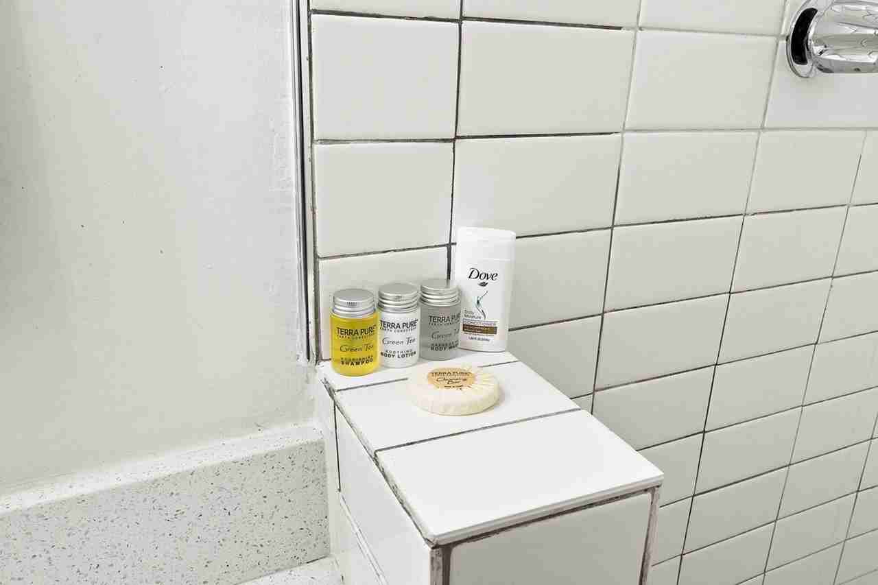 704 W Main St #1244338P - Photo 4 of 18