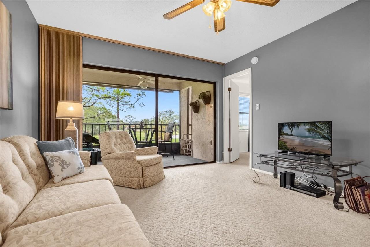 6084 Willowpointe Cir #1501435P - Photo 2 of 28