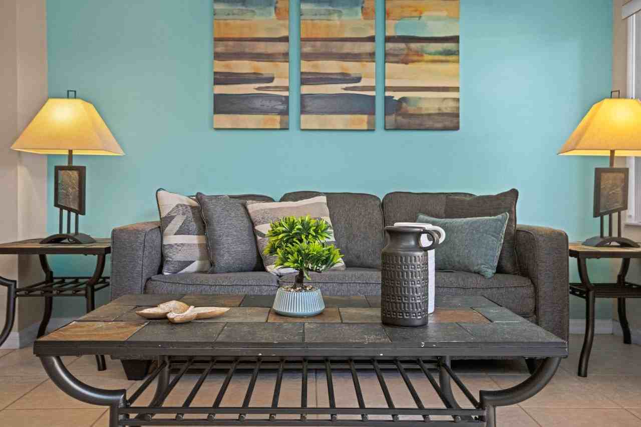 127 Pompano Beach Dr #1337708P - Photo 3 of 32