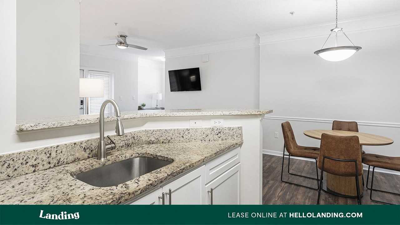 325 Marymeade Dr - Photo 4 of 47