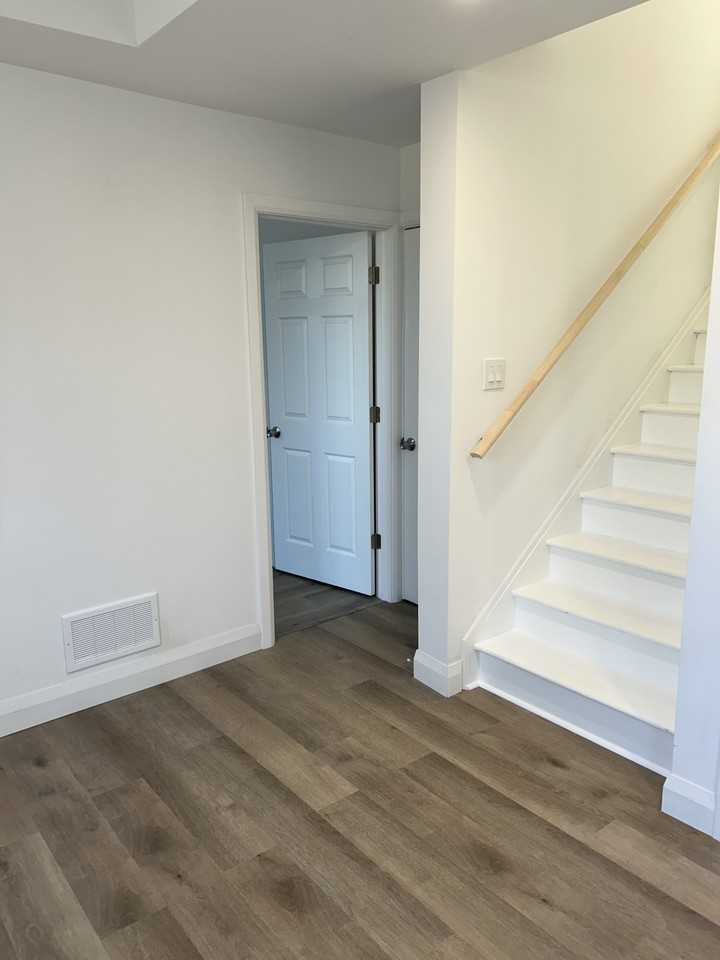 3 Chestnut Street #B - Photo 2 of 15