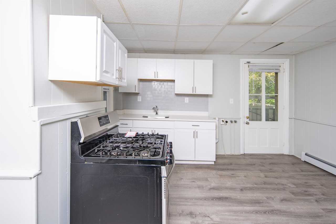 8 Stow Ave #1 - Photo 6 of 22