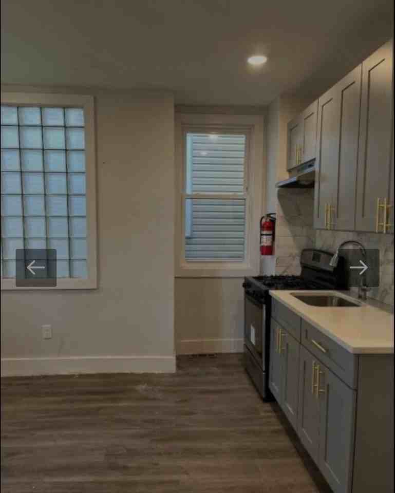 60 Myrtle Ave #1 - Photo 3 of 15