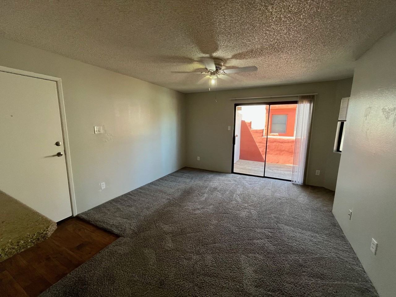 Tempe La Mirage Apartments - Photo 4 of 23