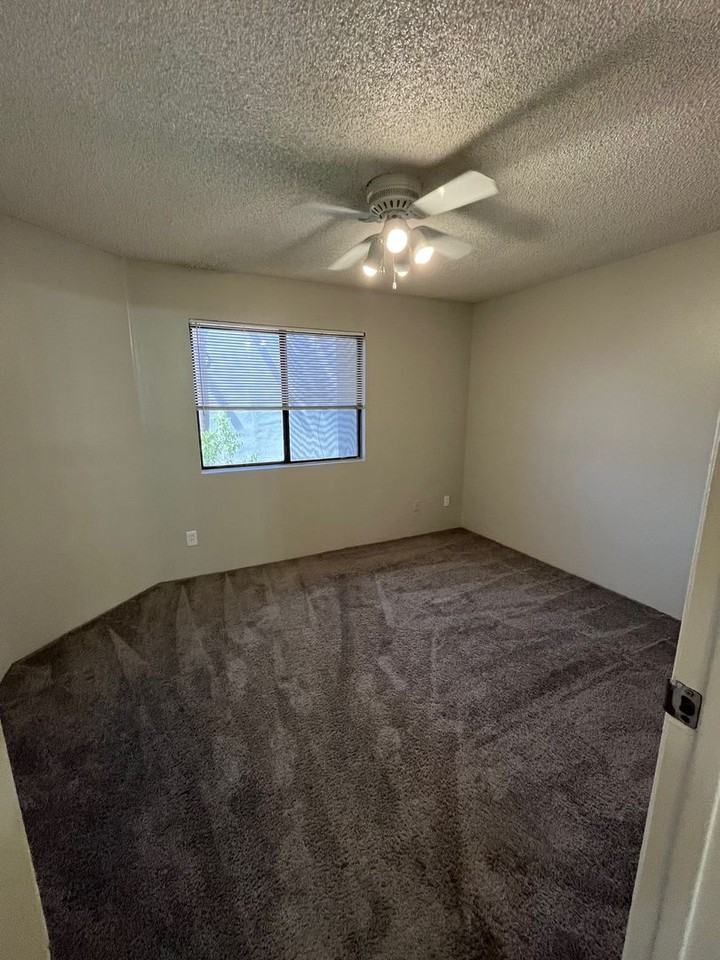 Tempe La Mirage Apartments - Photo 6 of 23