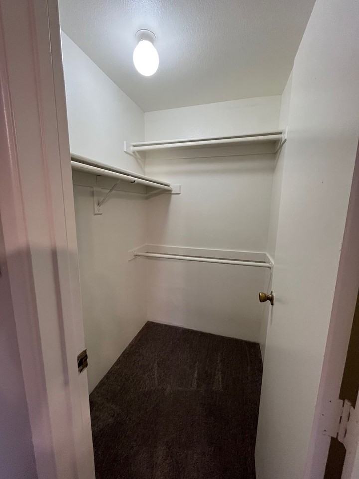 Tempe La Mirage Apartments - Photo 7 of 23