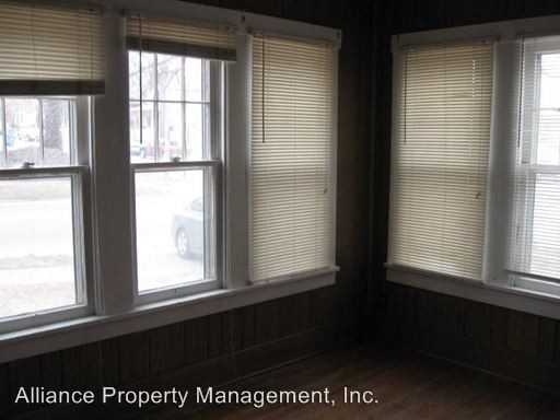 1649 Fairchild Ave. - Photo 3 of 10