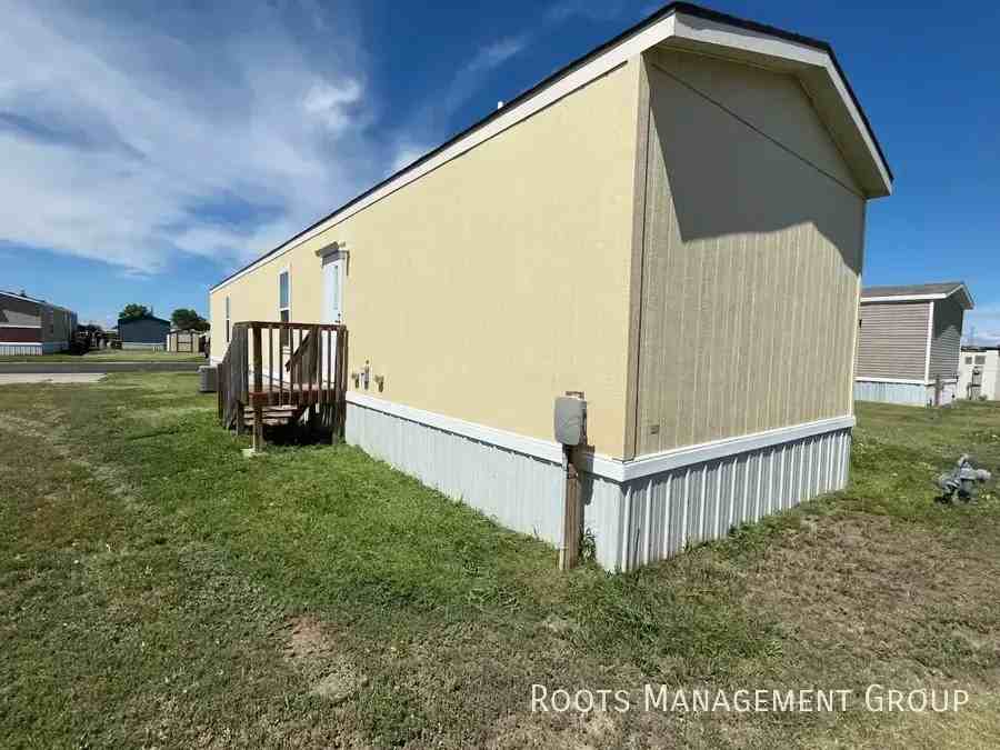 1010 Reservation Rd #F14 - Photo 4 of 27