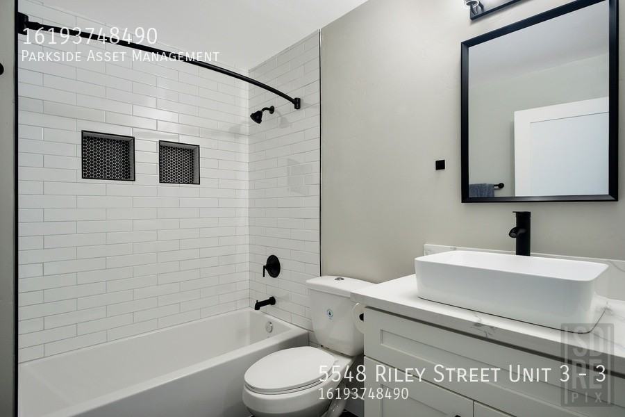 5548 Riley St Apt 3 #3 - Photo 7 of 15