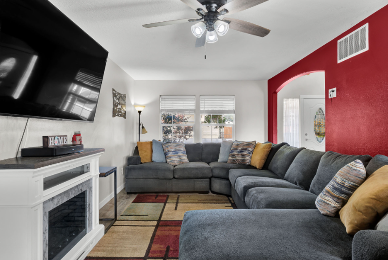 8089 S Diego Way - Photo 3 of 27