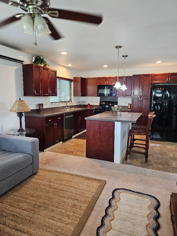 200 Alake St - Photo 3 of 20