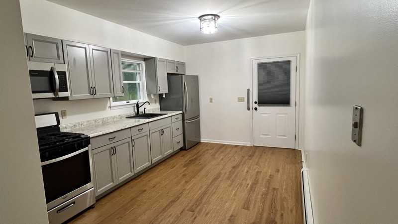 11 Richard Dr - Photo 3 of 16