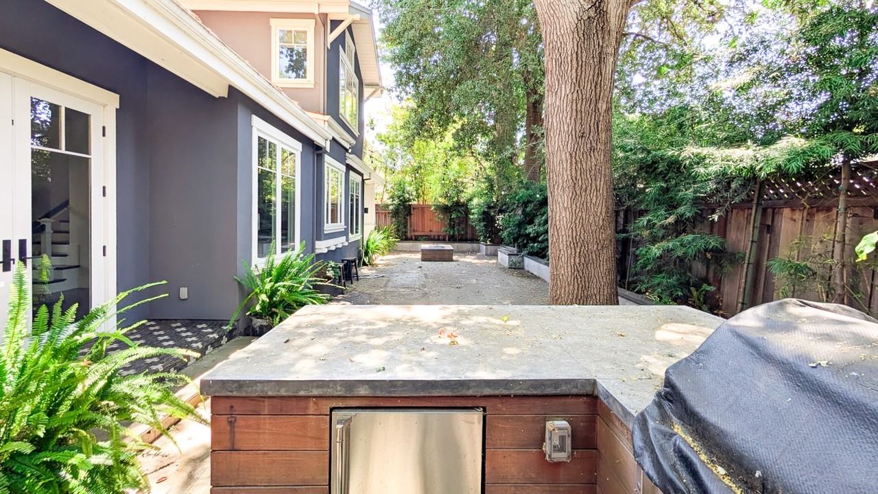 644 Harvard Ave #NA - Photo 2 of 24