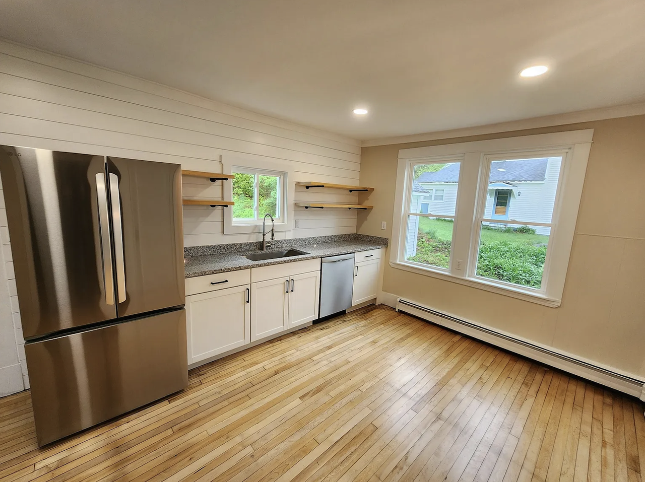 76 Somerset St #NA - Photo 3 of 16