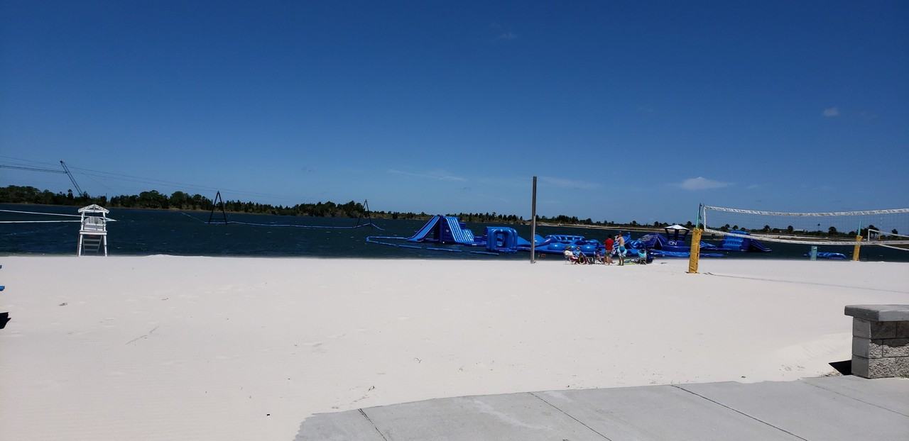 17020 Meridian Blvd #NA - Photo 6 of 11