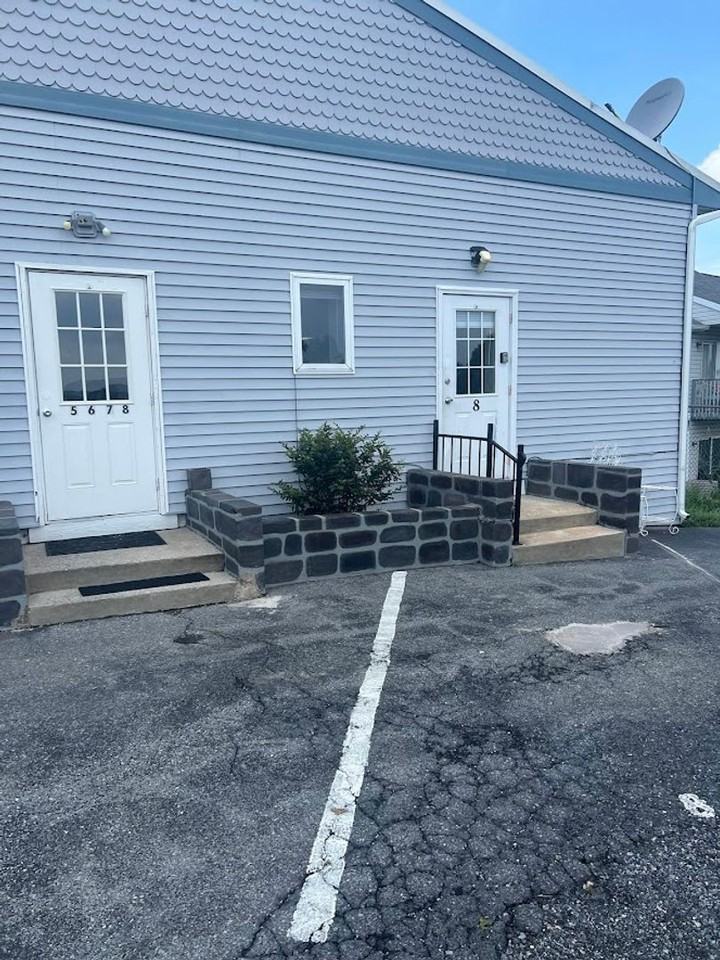 709 Hill Rd - Photo 2 of 17