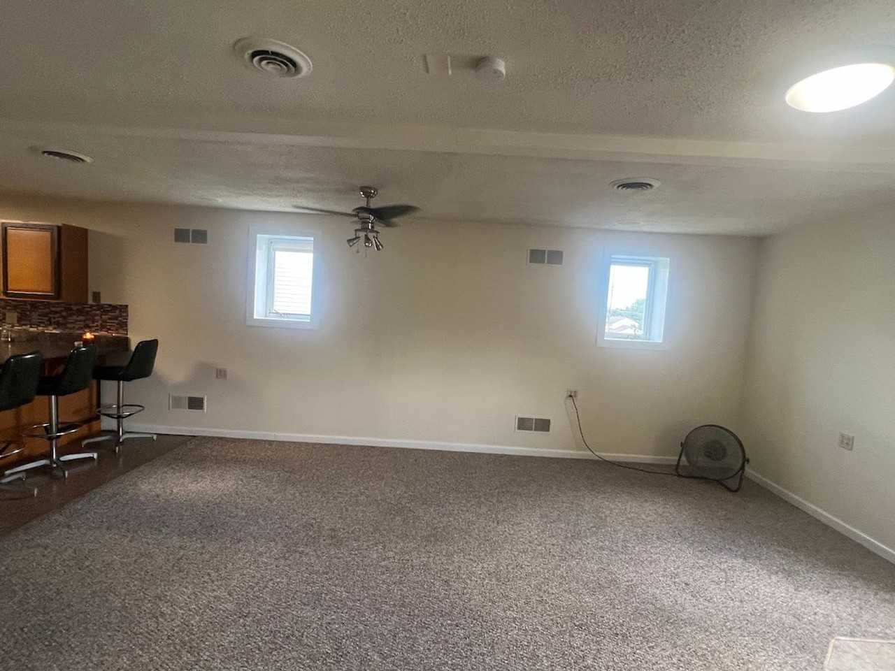 709 Hill Rd - Photo 7 of 17