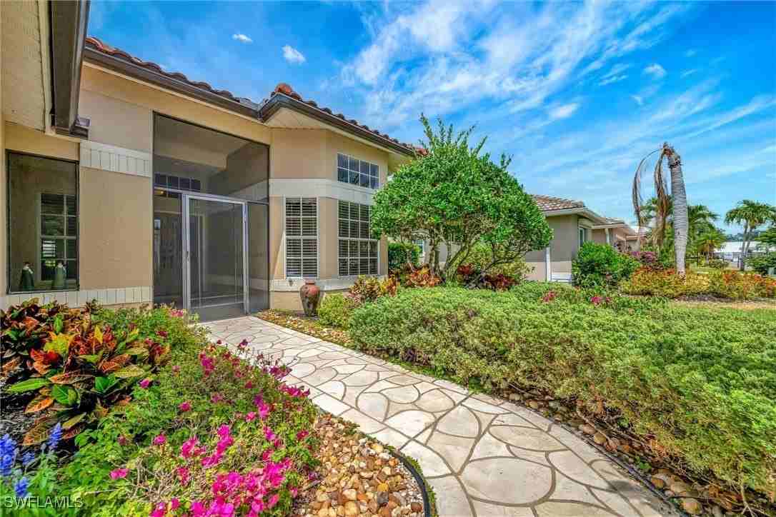 9341 White Hickory Ln - Photo 3 of 26