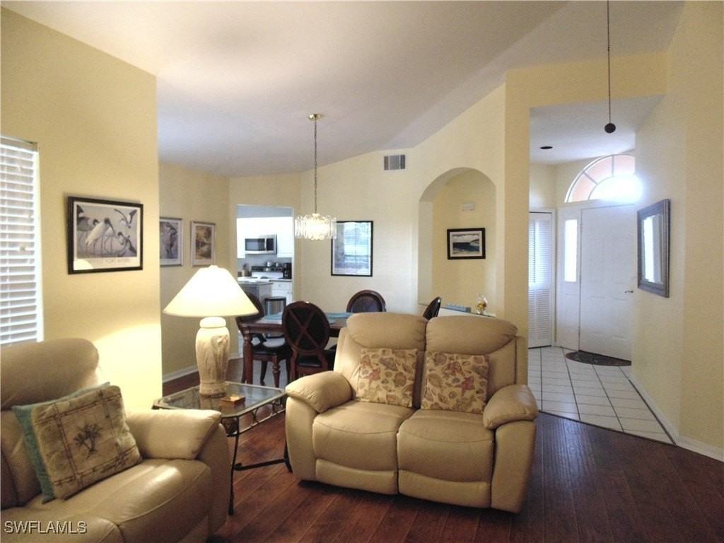 1900 Corona Del Sire Dr - Photo 7 of 31