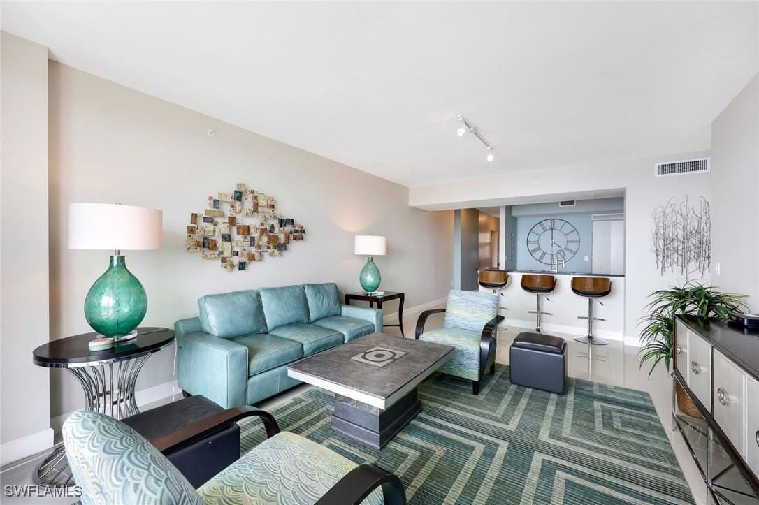 3000 Oasis Grand Blvd Apt 2402 #2402 - Photo 6 of 30