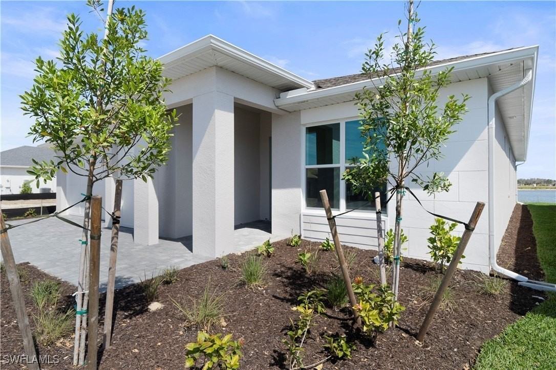 16245 Wax Myrtle St - Photo 2 of 22