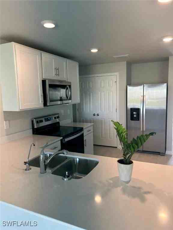 2911 Northwest 9th Avenue - Photo 5 of 9