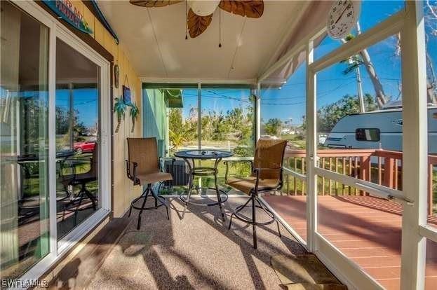 10796 Russell Rd - Photo 7 of 47