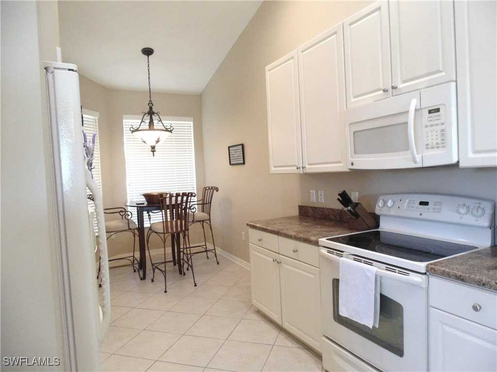 14531 Abaco Lakes Dr Apt 206 #206 - Photo 4 of 32