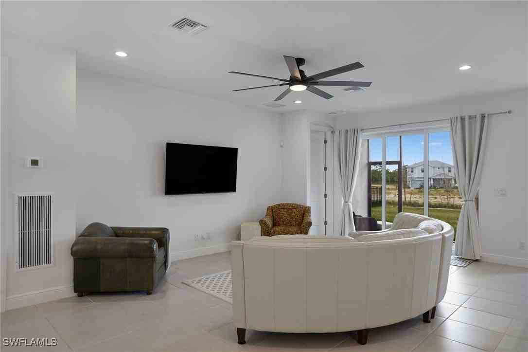 15868 Elina Sky Dr - Photo 5 of 21