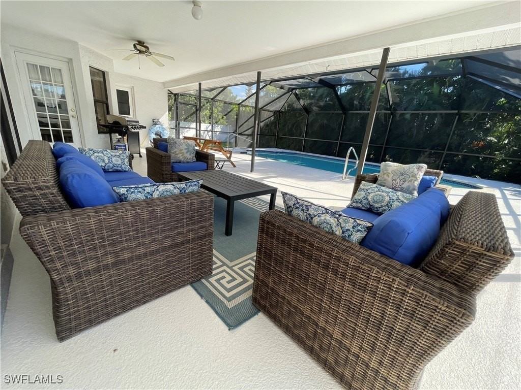 130 Se 44th St - Photo 3 of 25