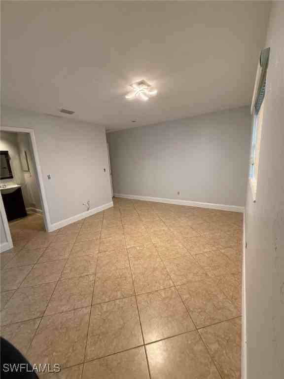 4524 Se 11th Pl - Photo 4 of 19