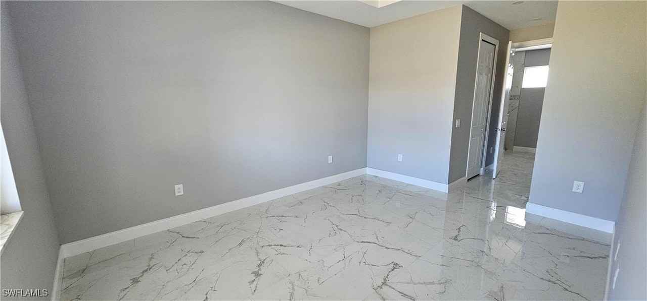 4706 6th Street West - Photo 6 of 17