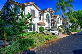 133 Colonade Cir - Photo 1 of 1