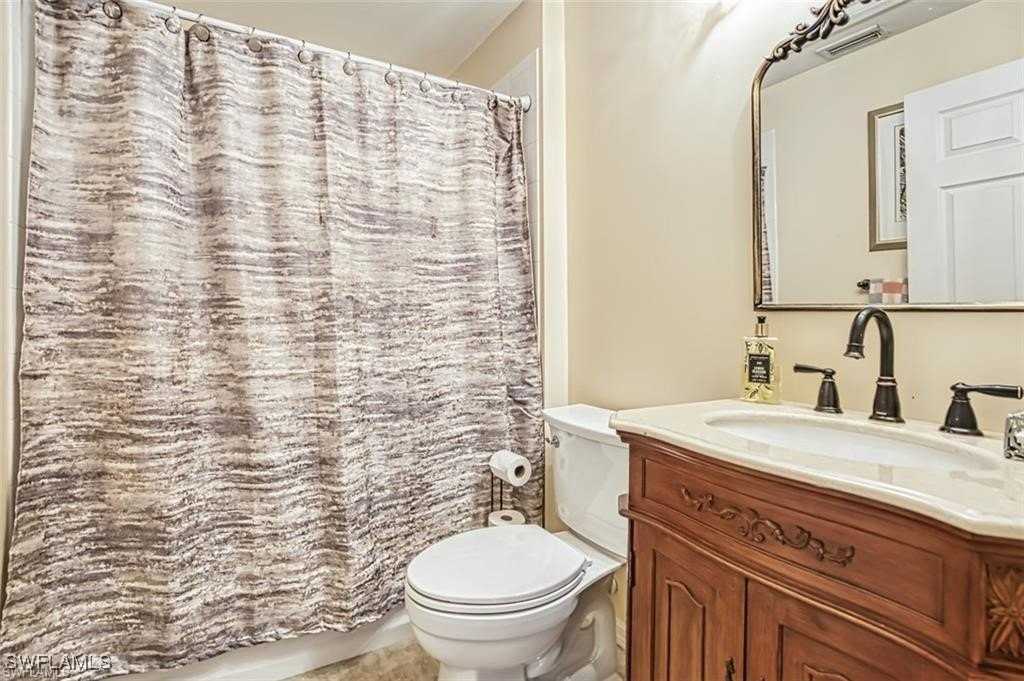 10092 Oakhurst Way - Photo 6 of 21