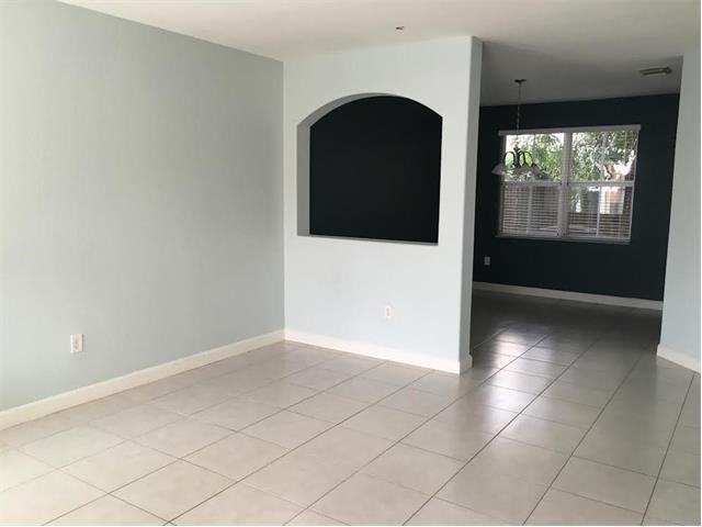 7457 Northwest 113th Court - Photo 2 of 8