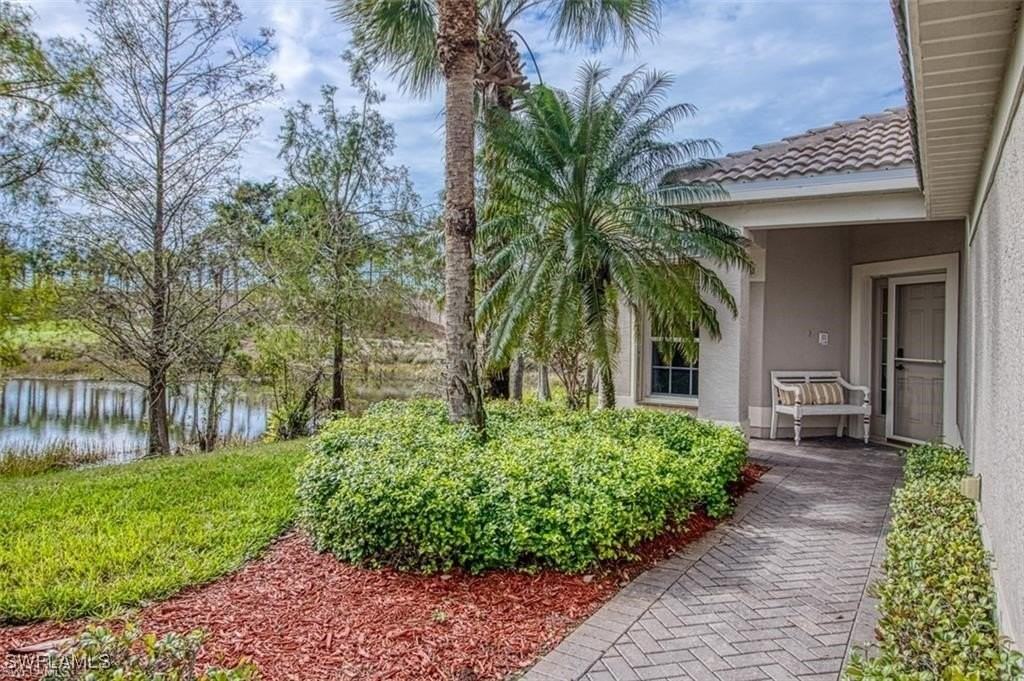 10072 Oakhurst Way - Photo 4 of 26