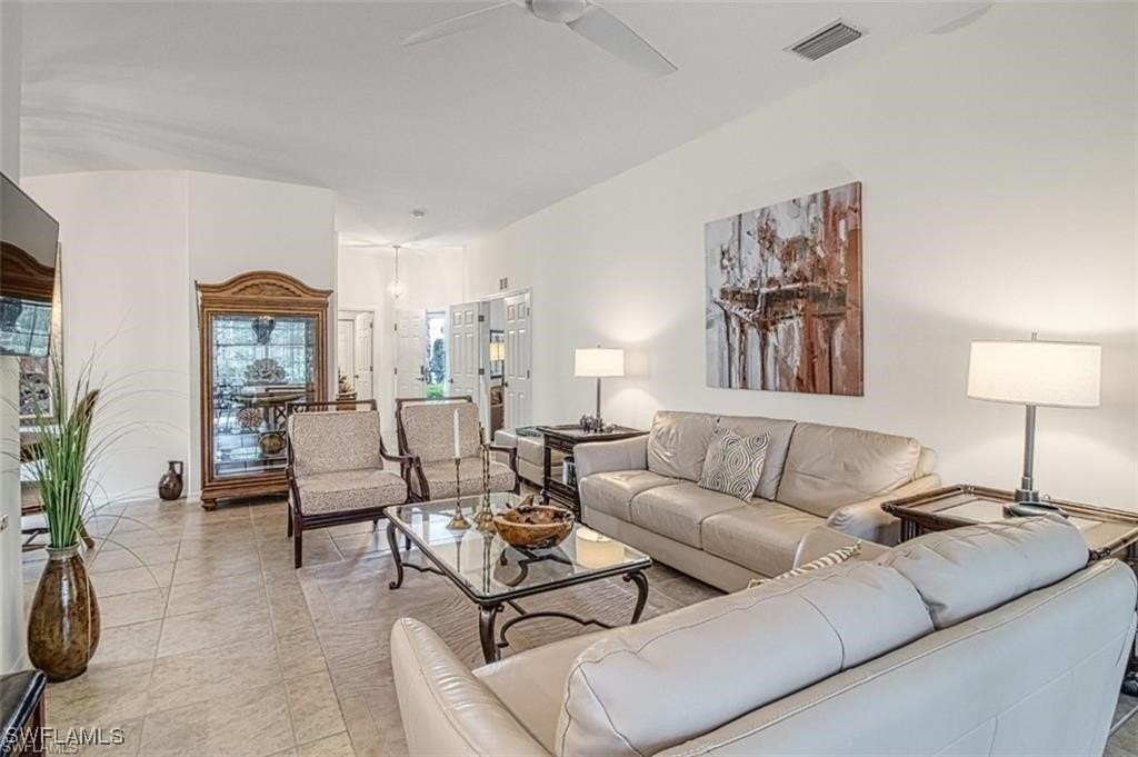 10072 Oakhurst Way - Photo 6 of 26