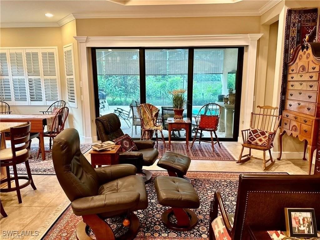 9061 Isla Bella Cir - Photo 5 of 26